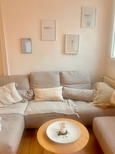 Fantastic suite in popular area