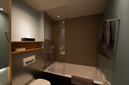 Bright, gorgeous studio with balcony