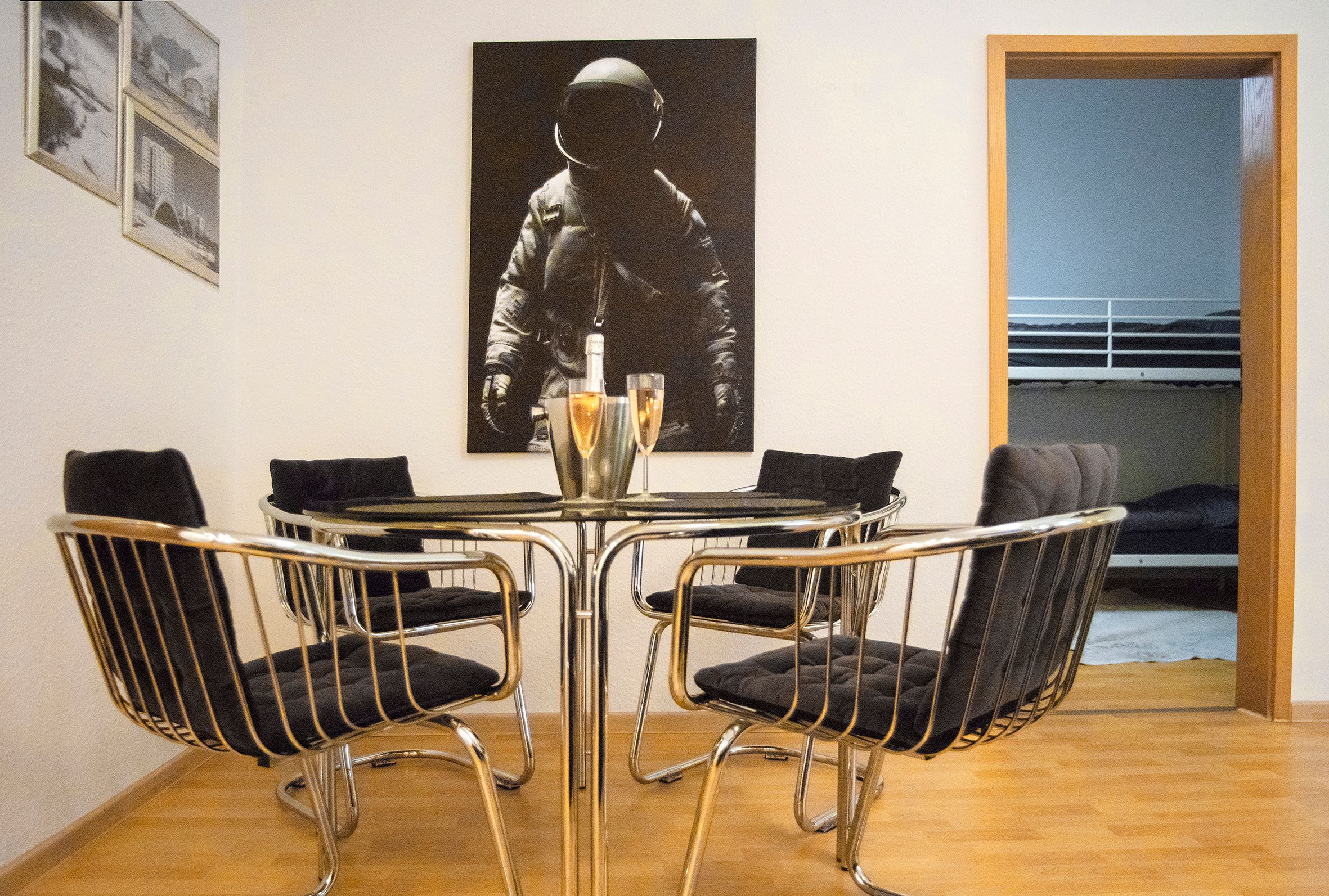 SPACE AGE, Design-Luxury-Apartment Plus Terrace , In The Heart Of Gera - SPACE AGE, Design-Luxury-Apartment plus terrace , in the Heart of Gera - Gallery - 29