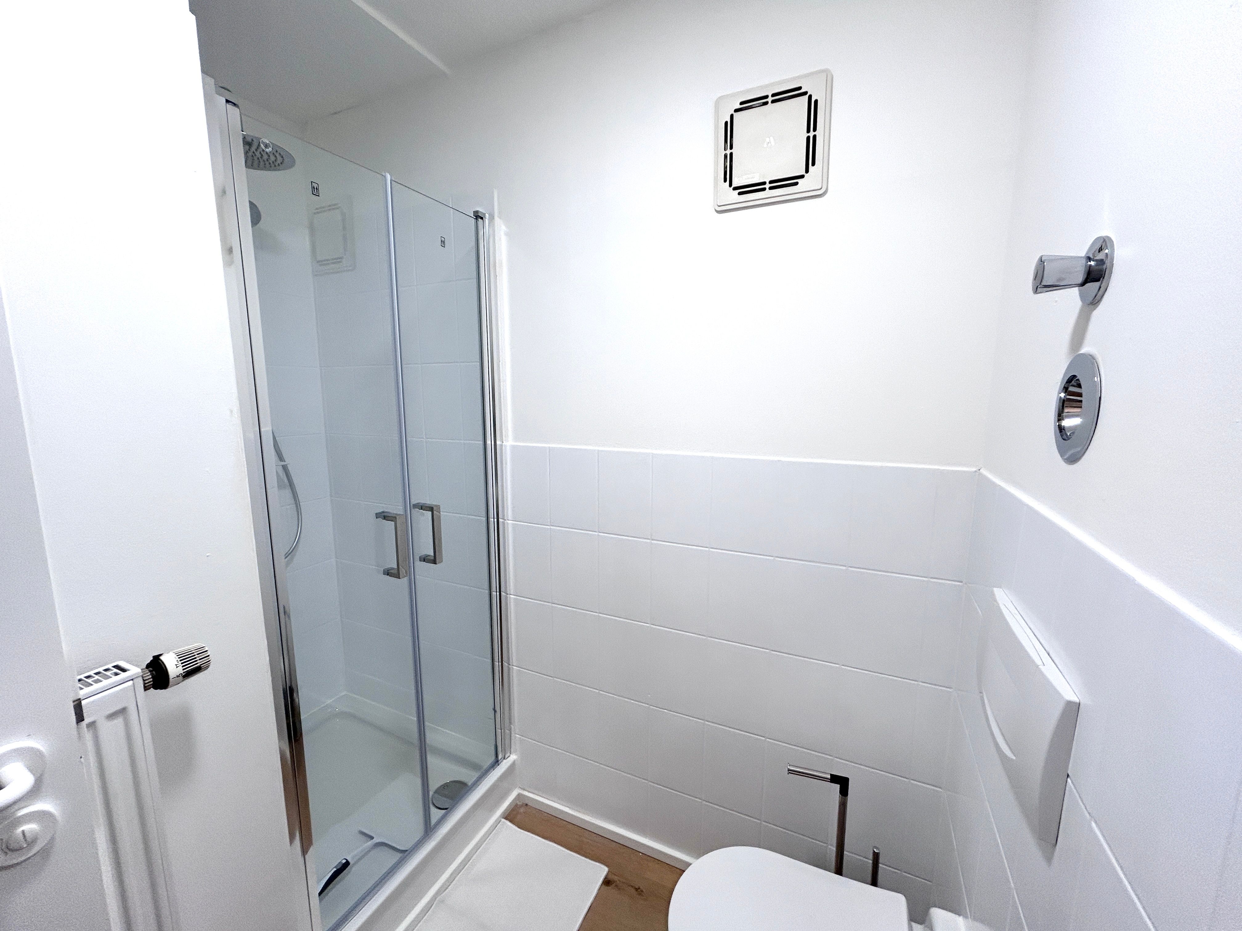 All-Inclusive - Fully Equipped Apartment With Parking Place  -  All-inclusive - fully equipped apartment with parking place  - Gallery -  13