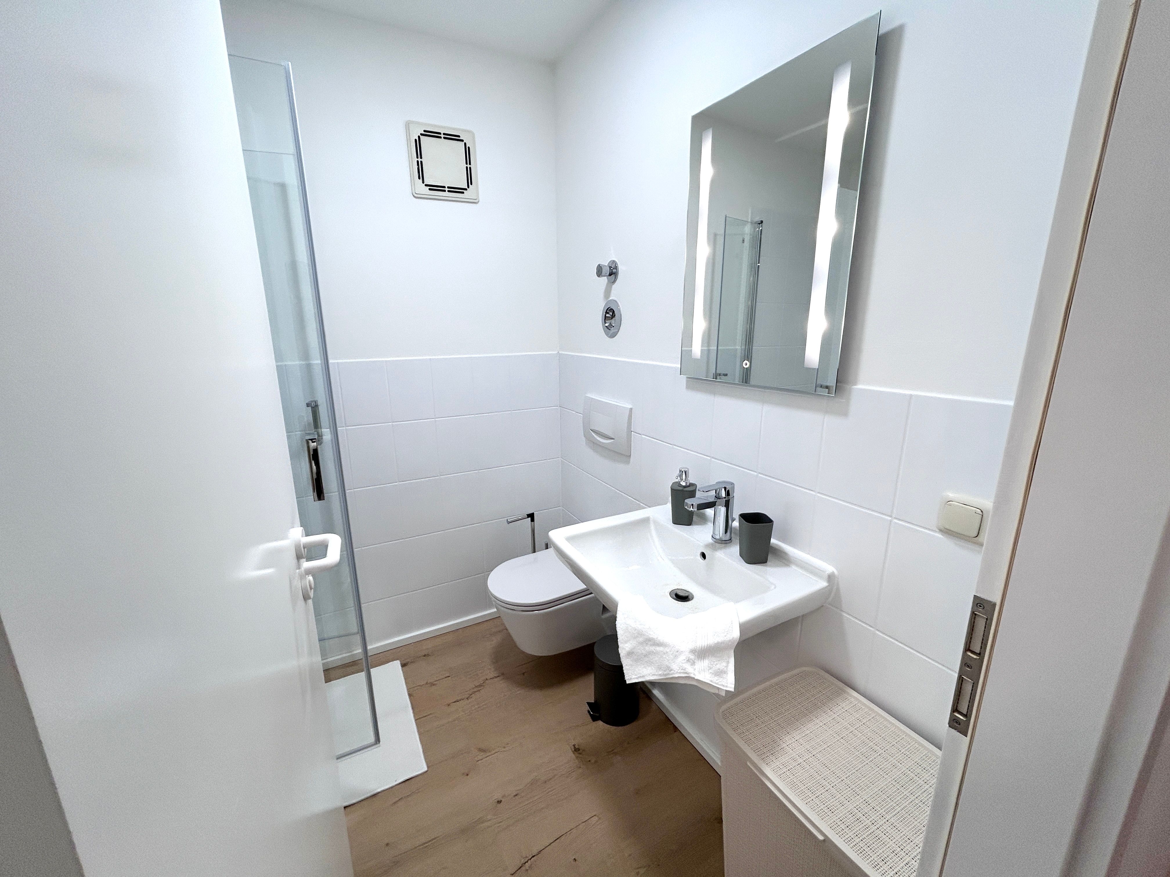  All-Inclusive - Fully Equipped Apartment With Parking Place  -  All-inclusive - fully equipped apartment with parking place  - Gallery -  14