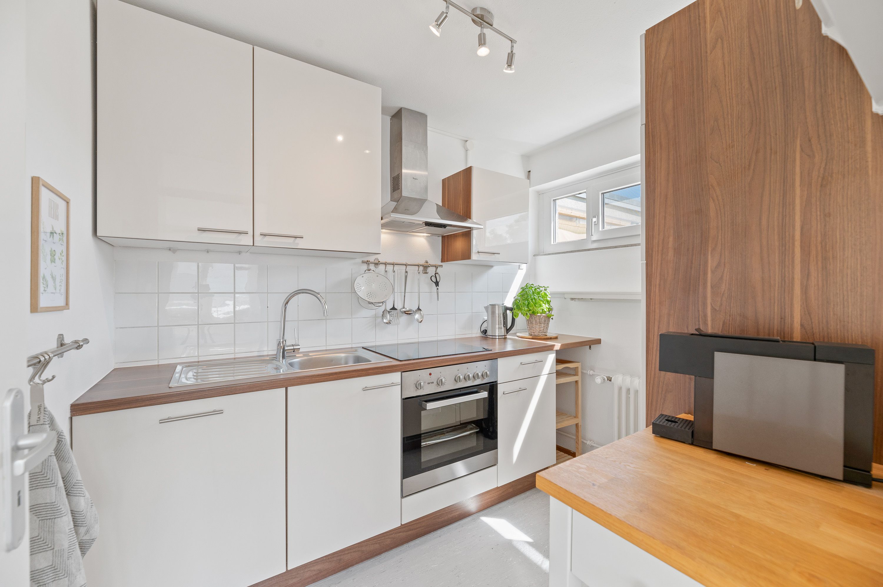Super Central & Bright Apartment In Tübingen With Roof Terrace And Parking Space - 10