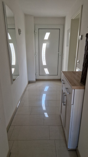 Barrier-free ground floor apartment with its own entrance