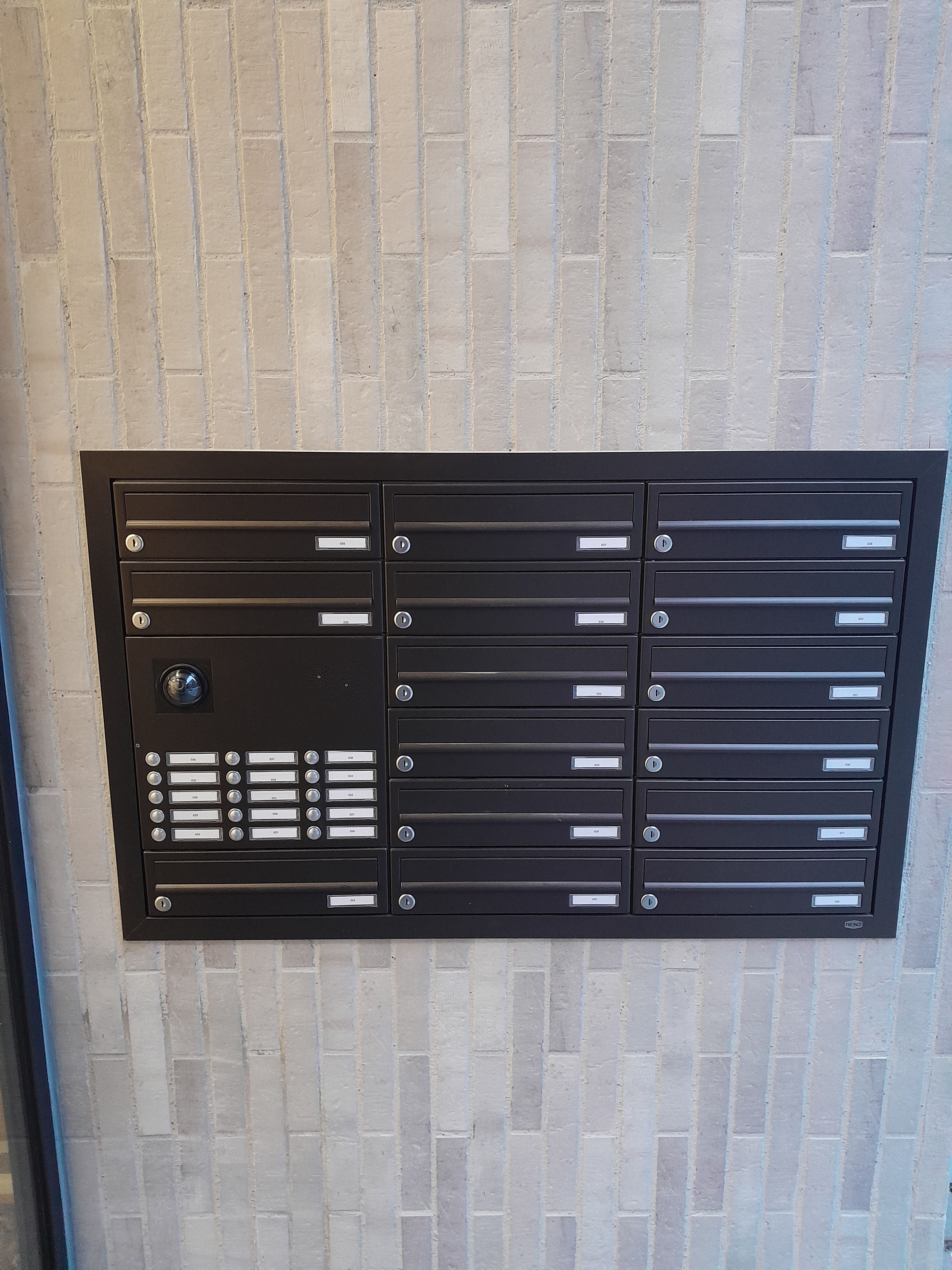  Furnished New Apartment With Fitted Kitchen In Angerbogen  -  Furnished new apartment with fitted kitchen in Angerbogen  - Gallery -  6