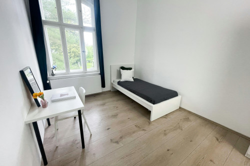 Modern & nice room with nice neighbours, Potsdam
