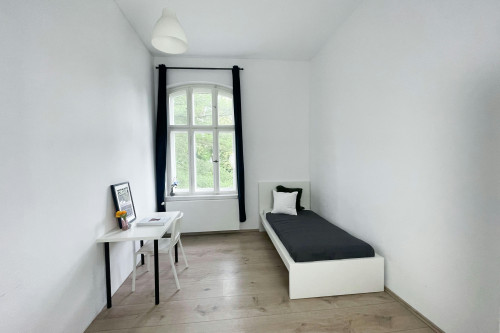 Modern & nice room with nice neighbours, Potsdam