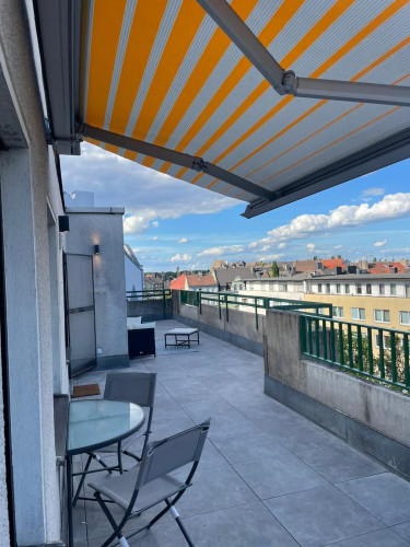 New Penthouse with 50m2 rooftop terrace, lift & underground parking