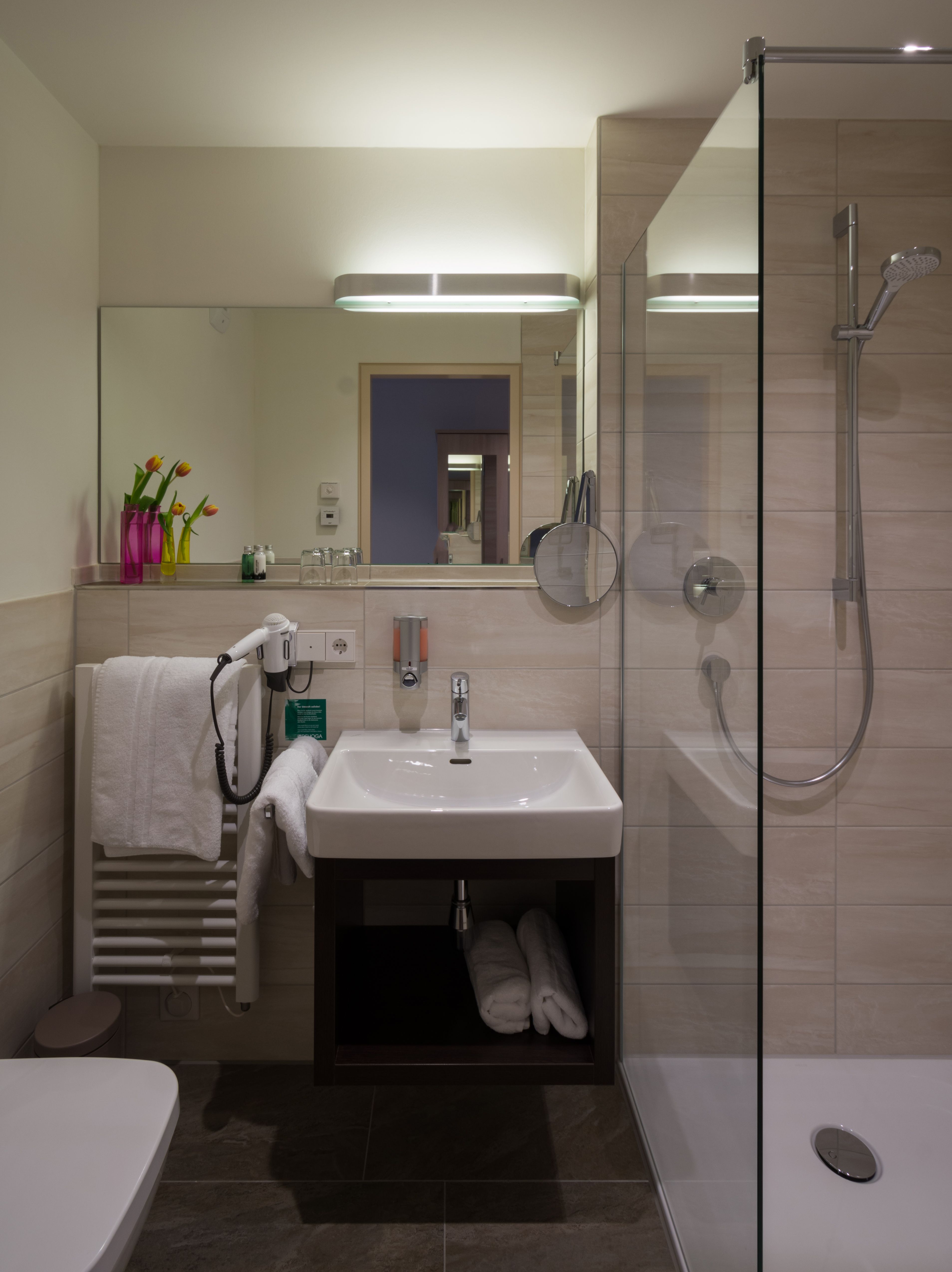 1-Room Apartment At Filderstadt S-Bahn Station - 2