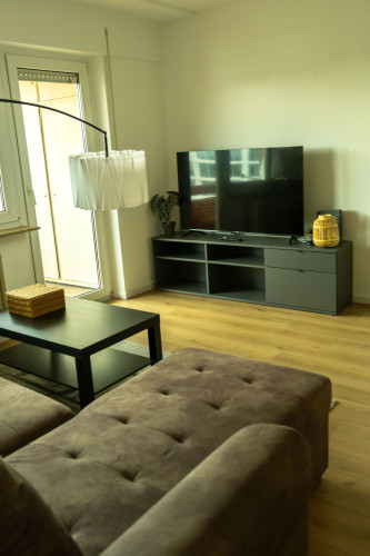 Cozy 2-Room Apartment in Leinfelden-Echterdingen - Gallery - 10