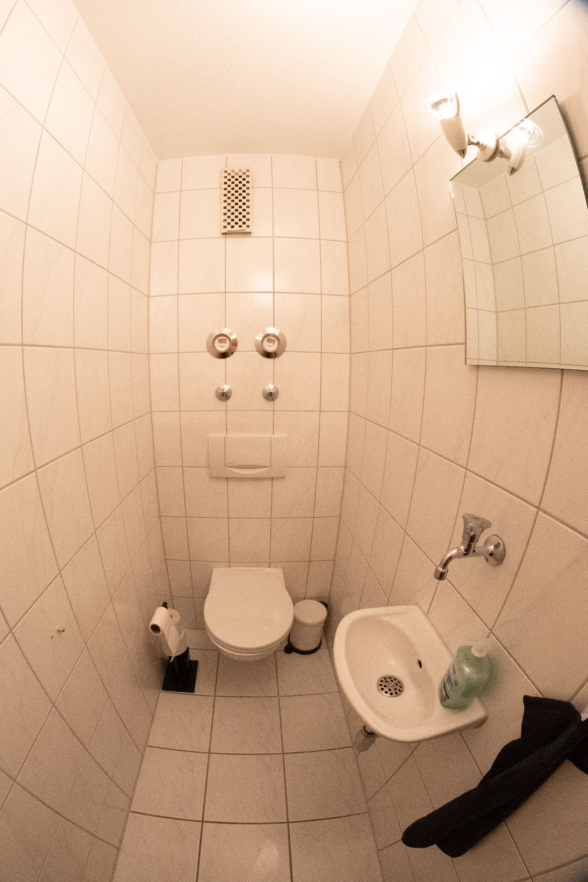Cozy 2-Room Apartment In Leinfelden-Echterdingen - Cozy 2-Room Apartment in Leinfelden-Echterdingen - Gallery - 1
