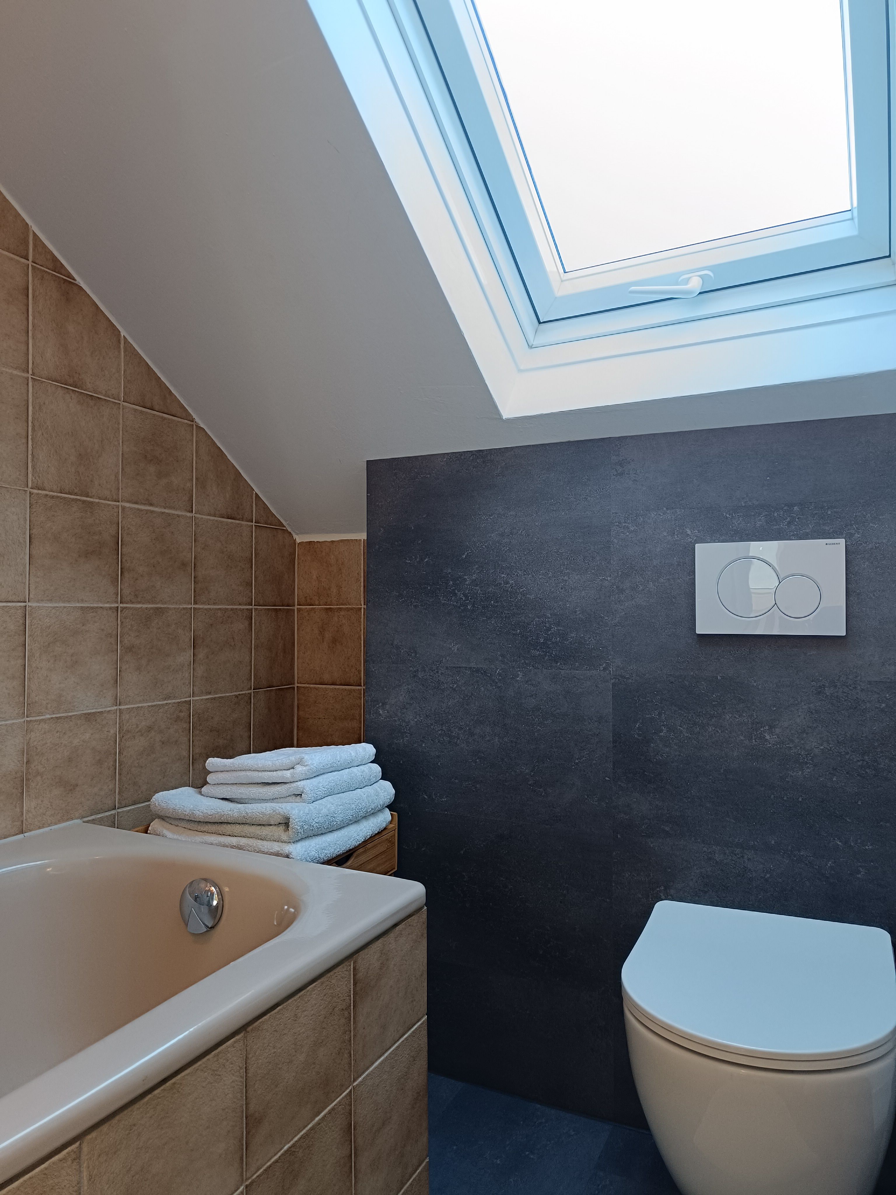 Super Flat #4 In The Centre, With South Sun And Castle View + Near Aachen - 7