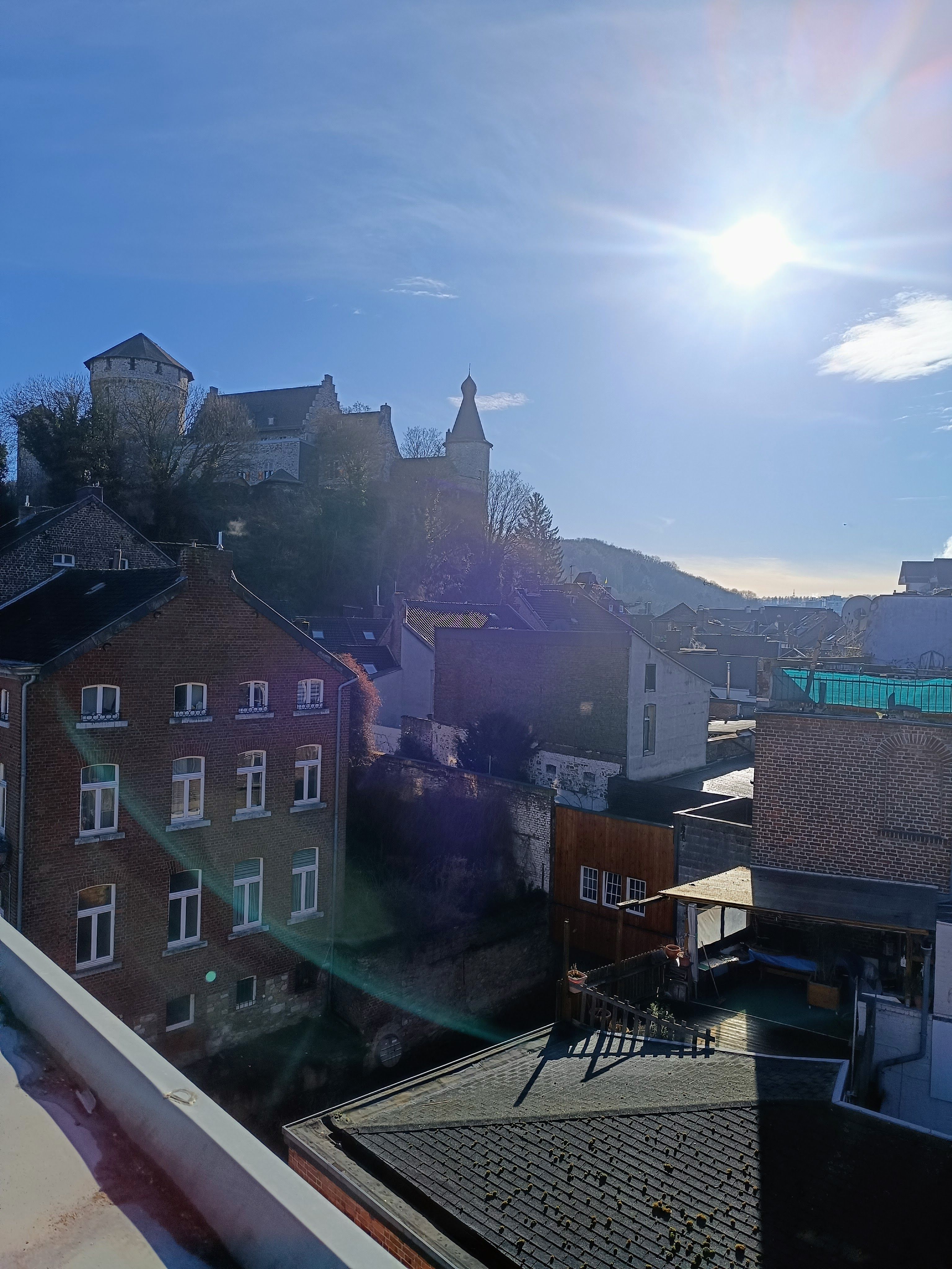 Super Flat #4 In The Centre, With South Sun And Castle View + Near Aachen - 2
