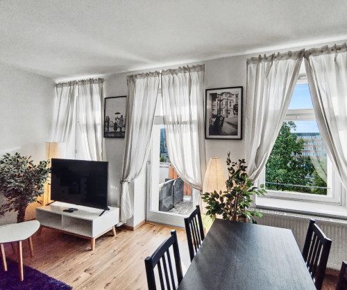 Quiet and bright studio - Gallery - 10