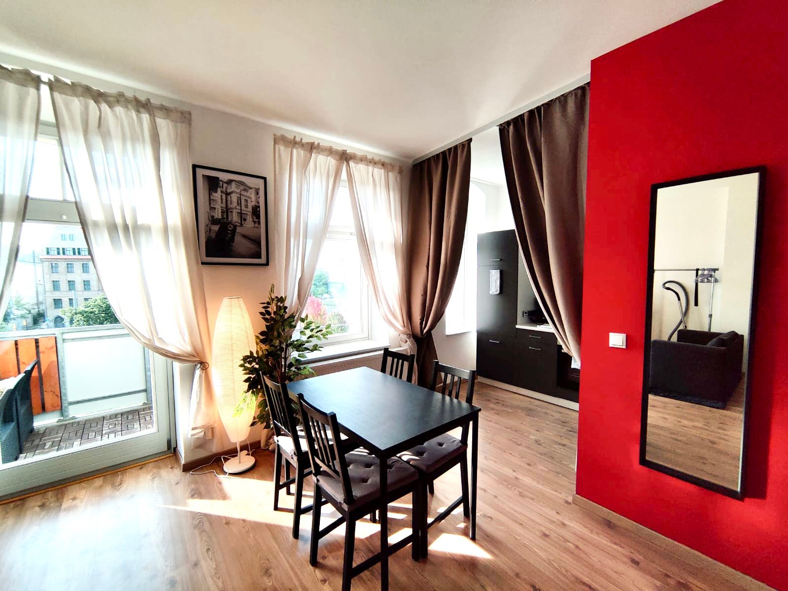  Quiet And Bright Studio  -  Quiet and bright studio  - Gallery -  28
