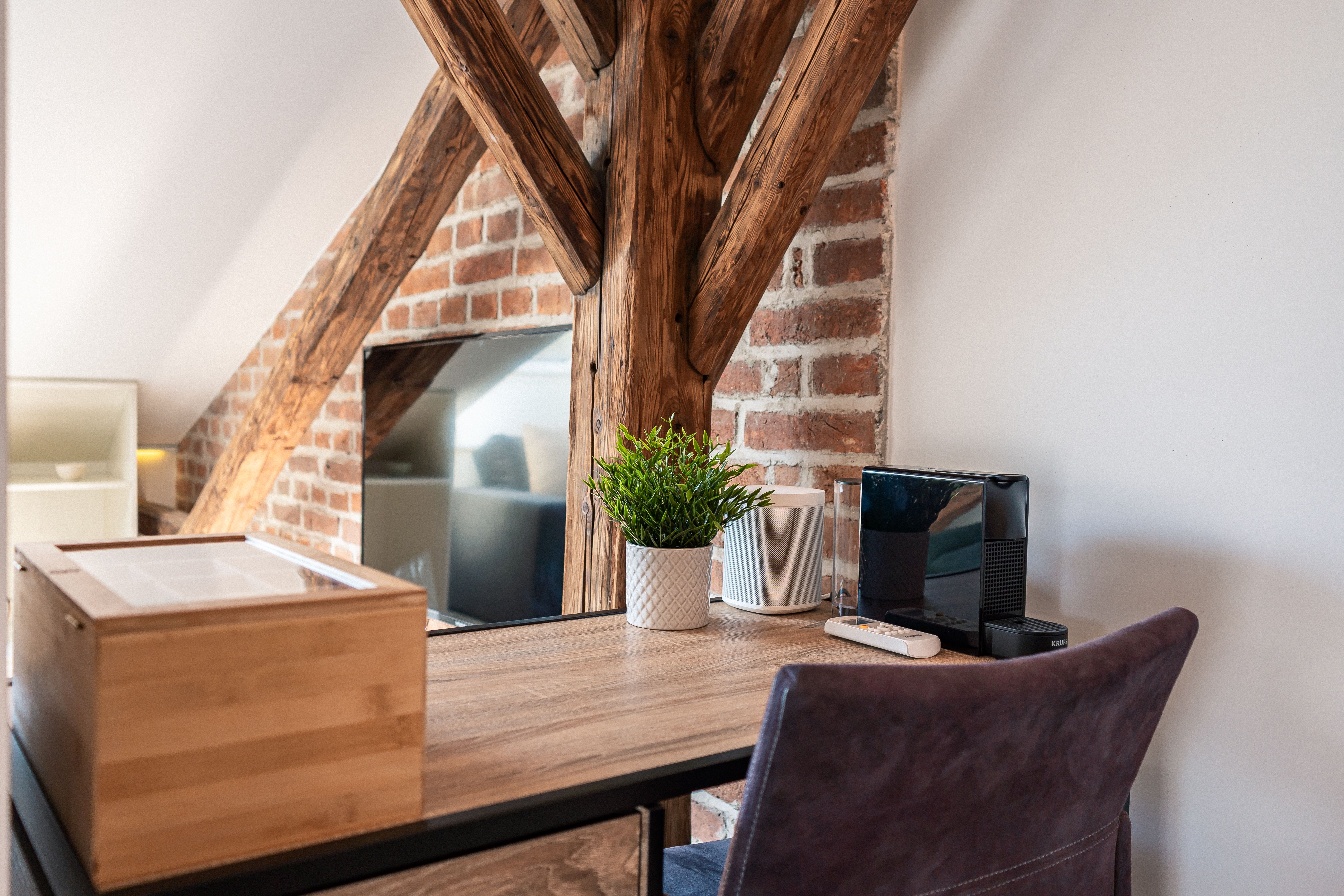 CREST: Riverside Loft With AC & Balcony - 5
