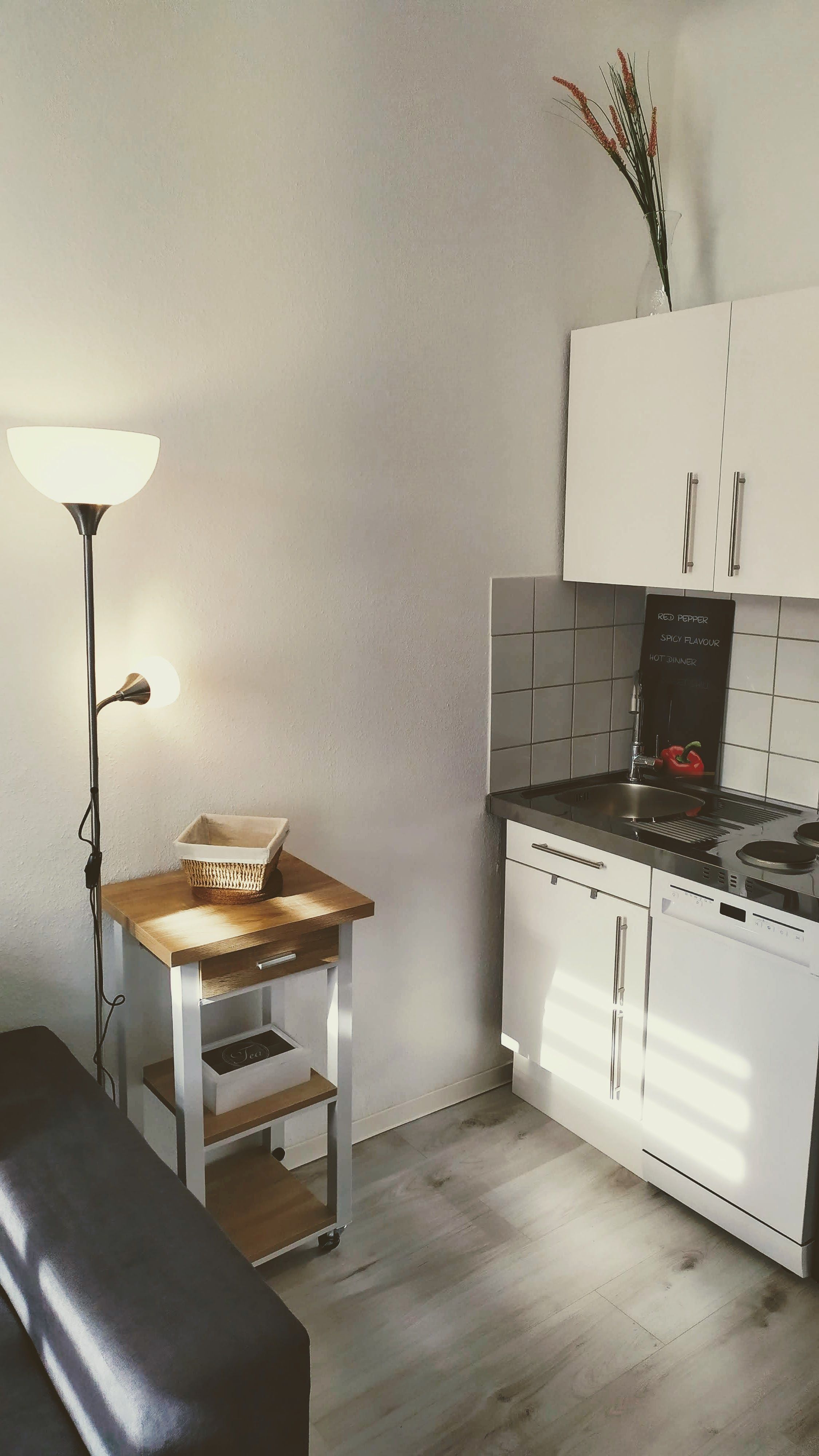 Helle 2-Zimmer-Wohnung, Schön Geschnitten, Nahe Aachen - 6