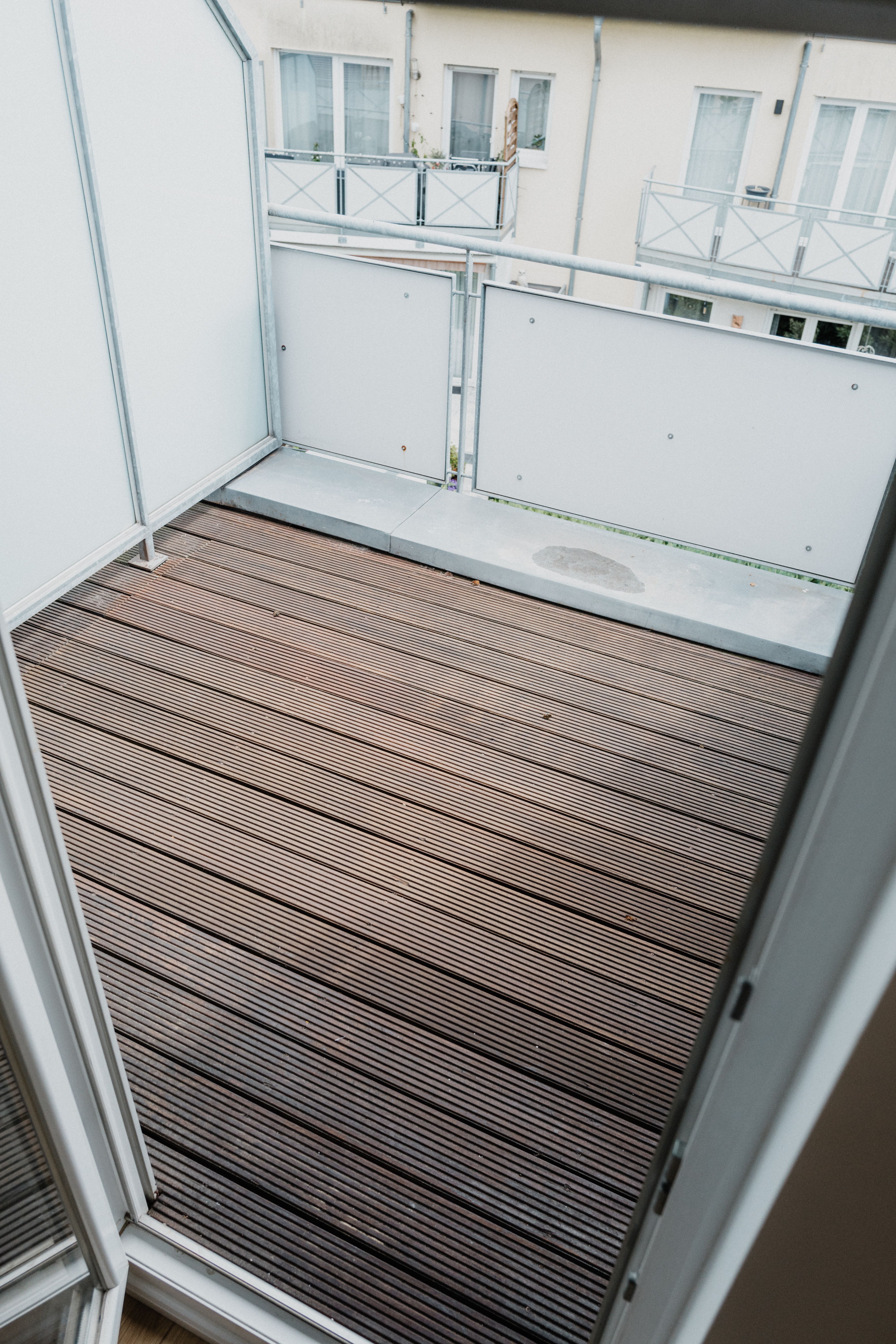 Neat & Cozy Apartment Located In Hürth - 6