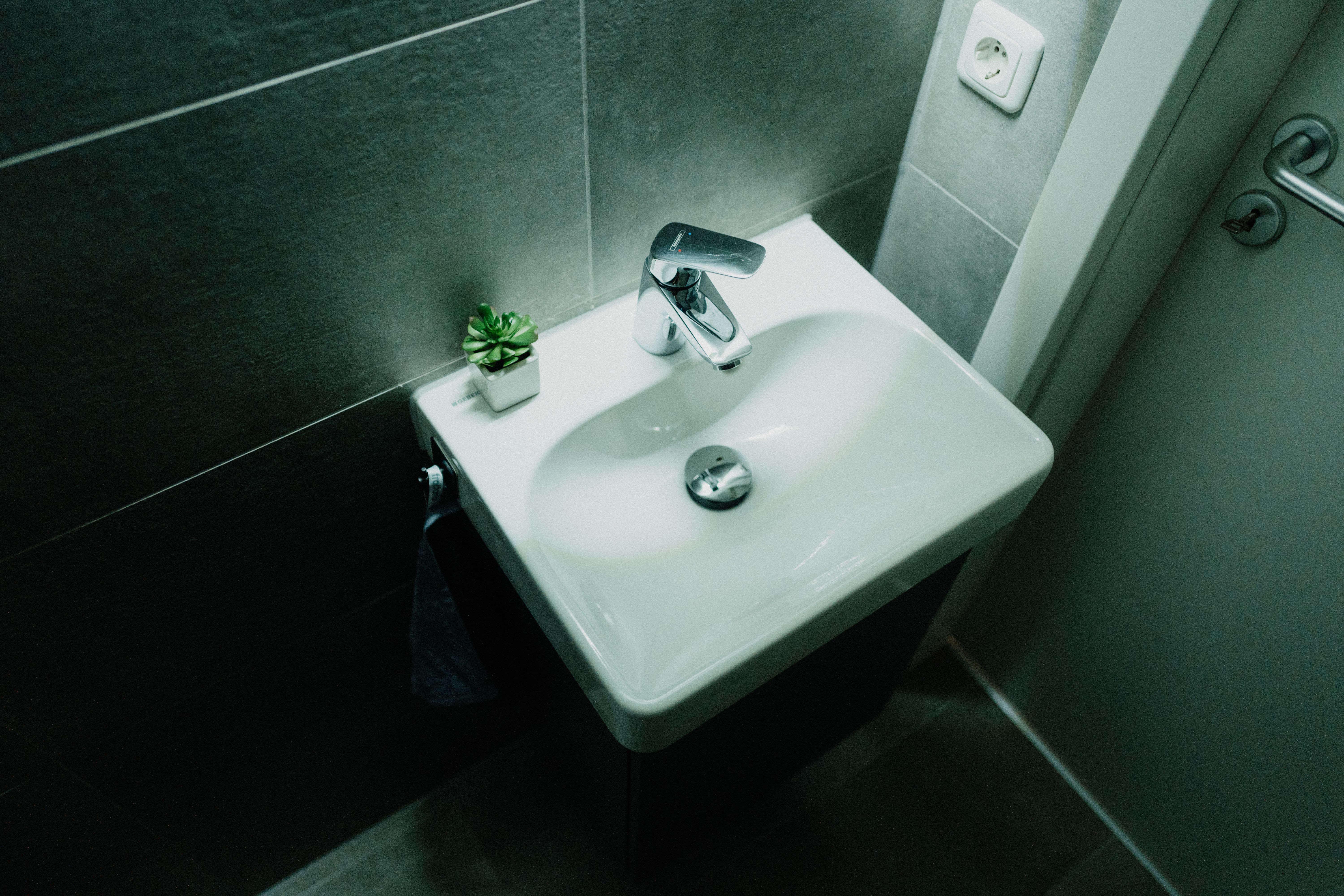 Neat & Cozy Apartment Located In Hürth - 16