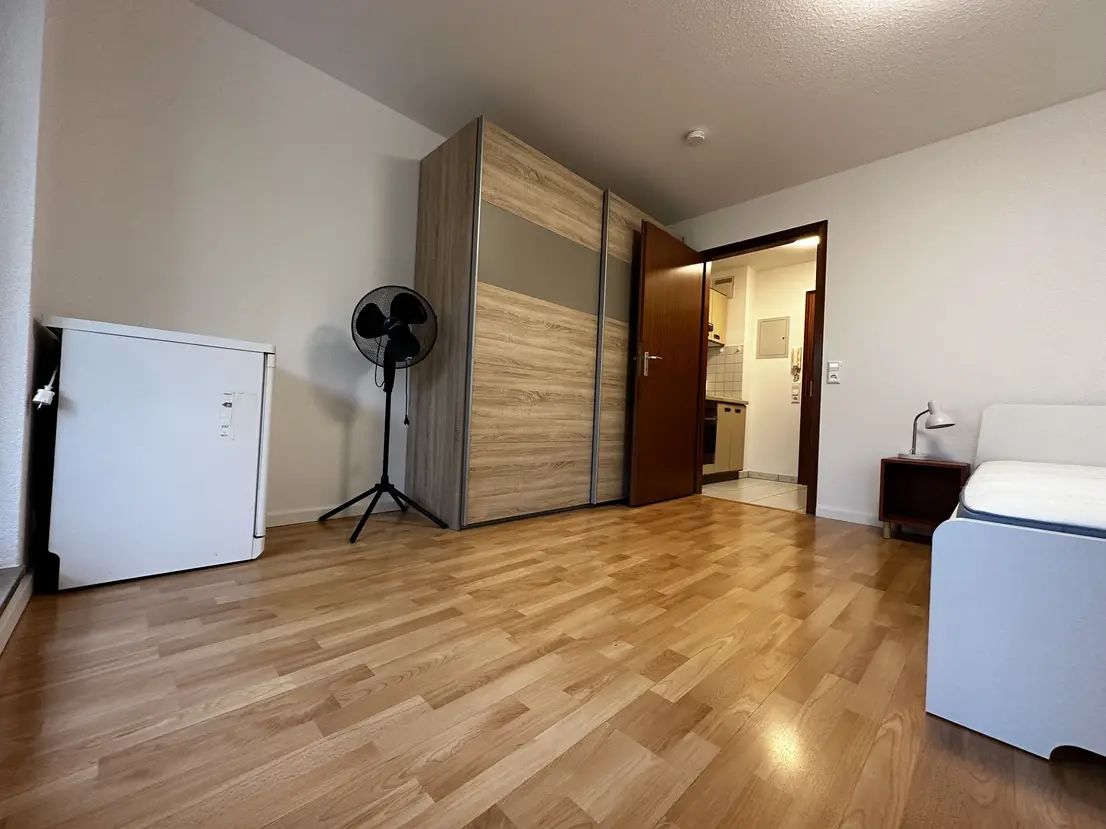 Stylish Furnished Studio Apartment In The City Center - 6