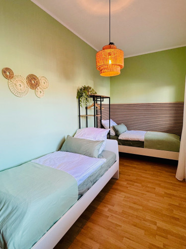 Live & Relax – modern, cozy APP in Central Herzo