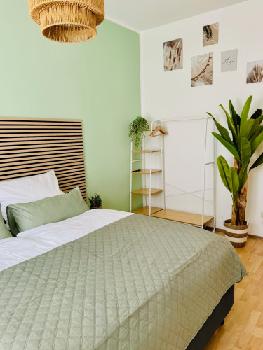 Live & Relax – modern, cozy APP in Central Herzo