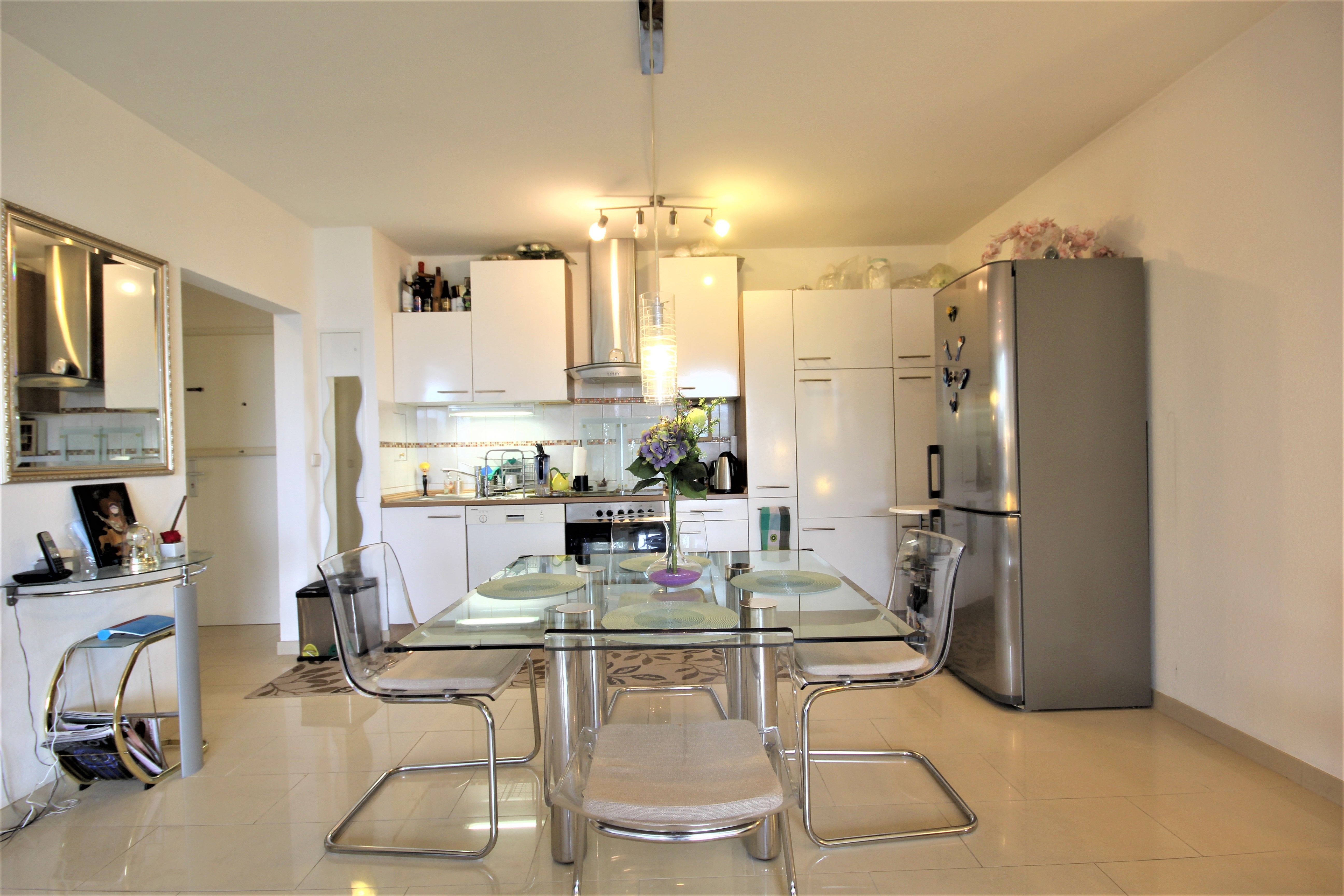  Spacious 2 Room Apartment In A Central Location  -  Spacious 2 room apartment in a central location  - Gallery -  8