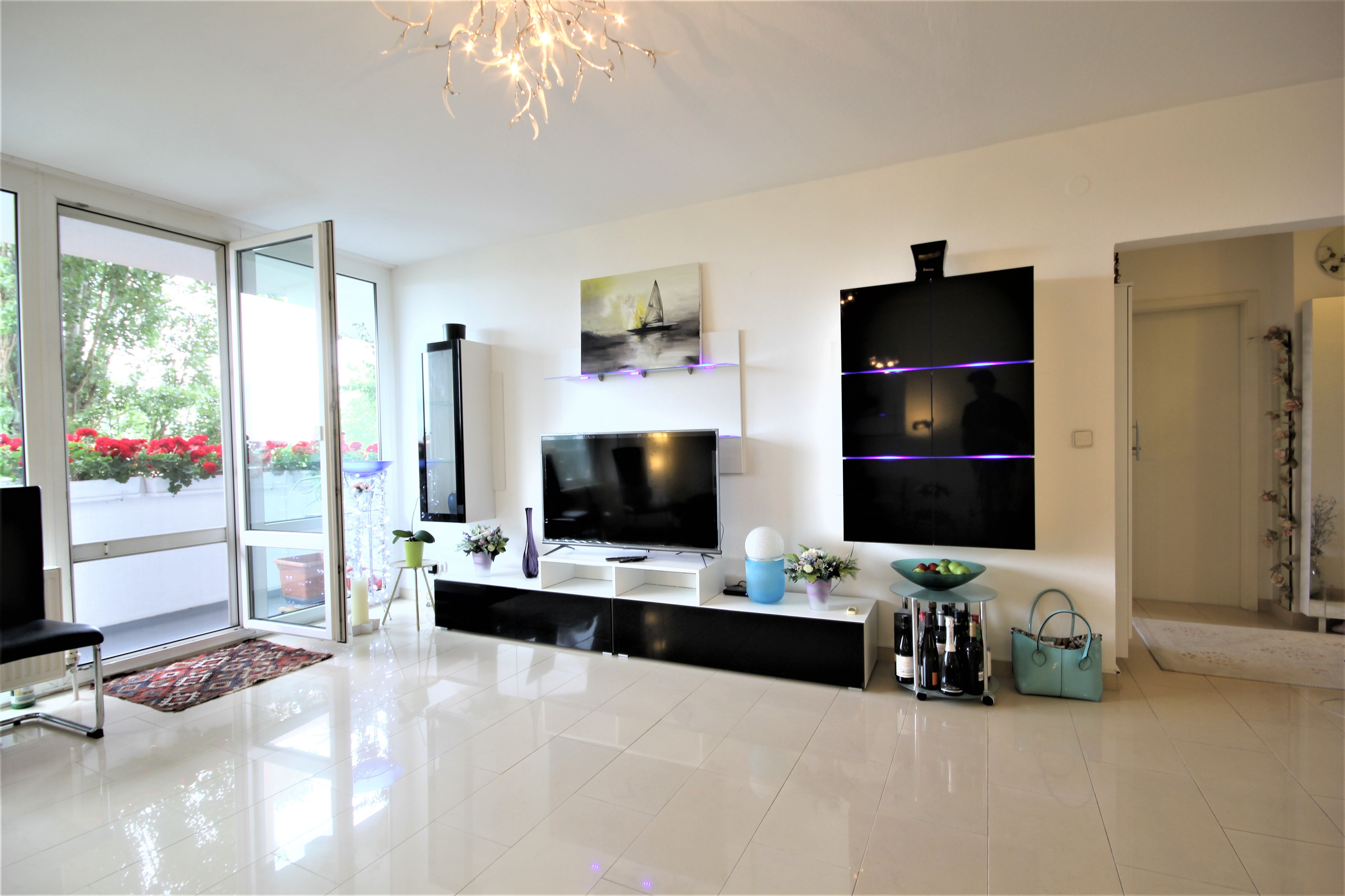  Spacious 2 Room Apartment In A Central Location  -  Spacious 2 room apartment in a central location  - Gallery -  19