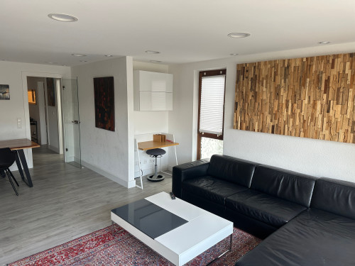 **Fully Furnished Exclusive 4-Room Apartment: Where Comfort Meets Style!**