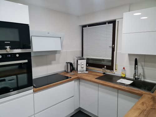 **Fully Furnished Exclusive 4-Room Apartment: Where Comfort Meets Style!** - Gallery - 7
