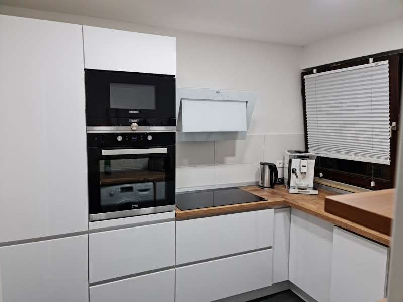  **Fully Furnished Exclusive 4-Room Apartment: Where Comfort Meets Style!**  -  **Fully Furnished Exclusive 4-Room Apartment: Where Comfort Meets Style!**  - Gallery -  9