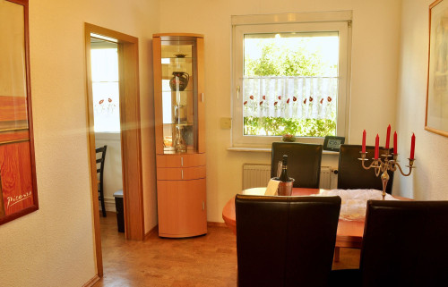 Elegantly furnished apartment with southwest balcony and shared garden terrace  - Gallery -  5