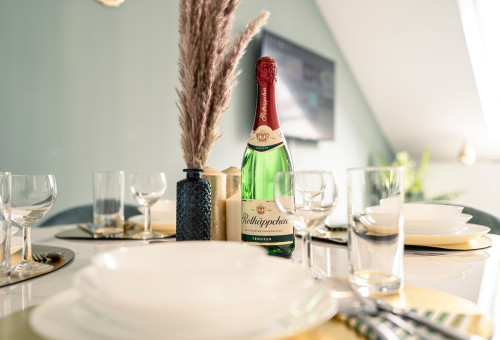 Deluxe Suite Giessen | Parking | Work-Ready