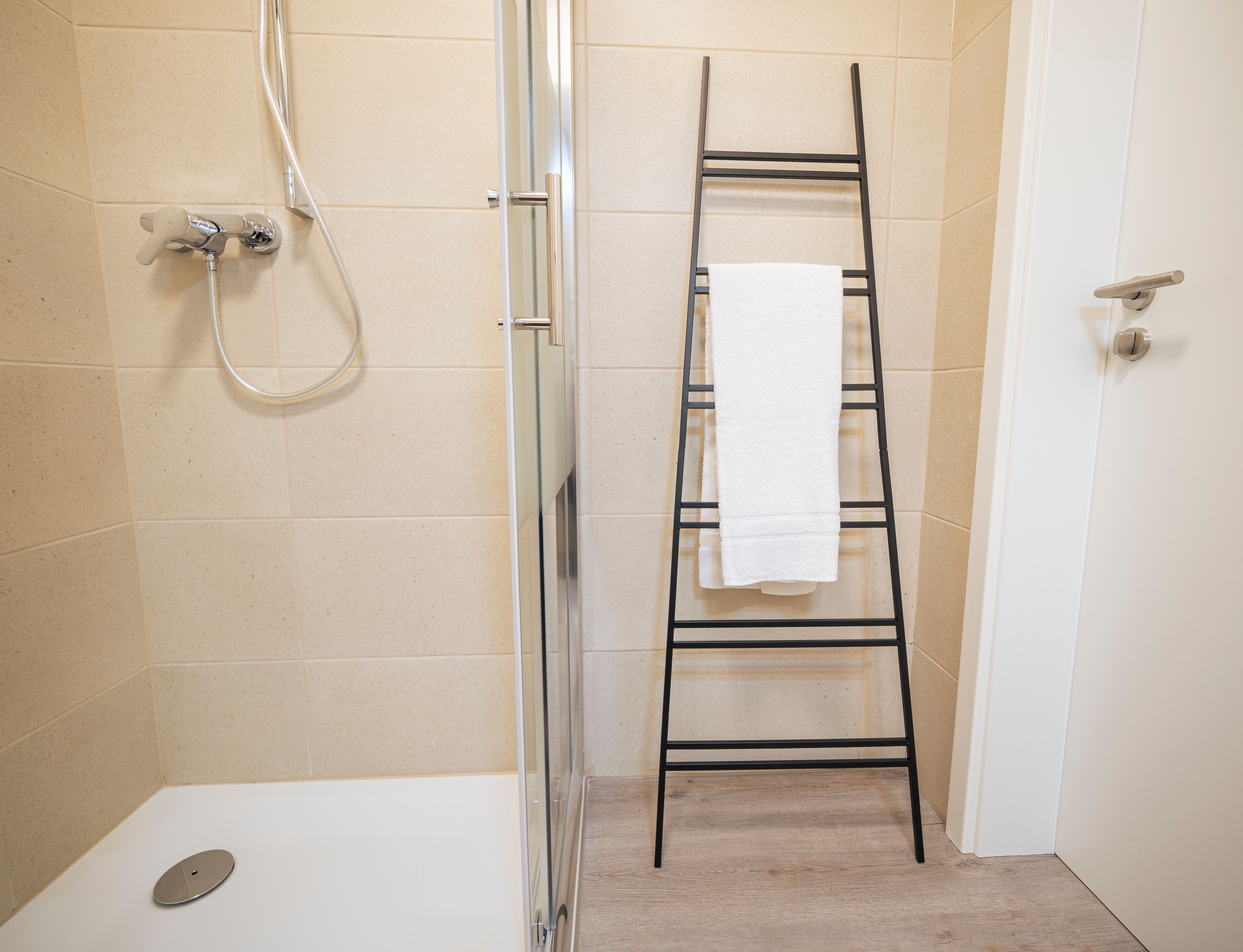  Deluxe Suite Giessen | Parking | Work-Ready  -  Deluxe Suite Giessen | Parking | Work-Ready  - Gallery -  8