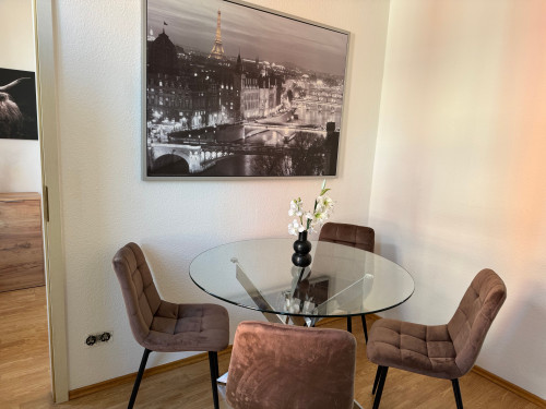 Beautiful apartment in Weimar - 3 bedrooms - 5 beds - parking lot - Smart-TV - Gallery - 10