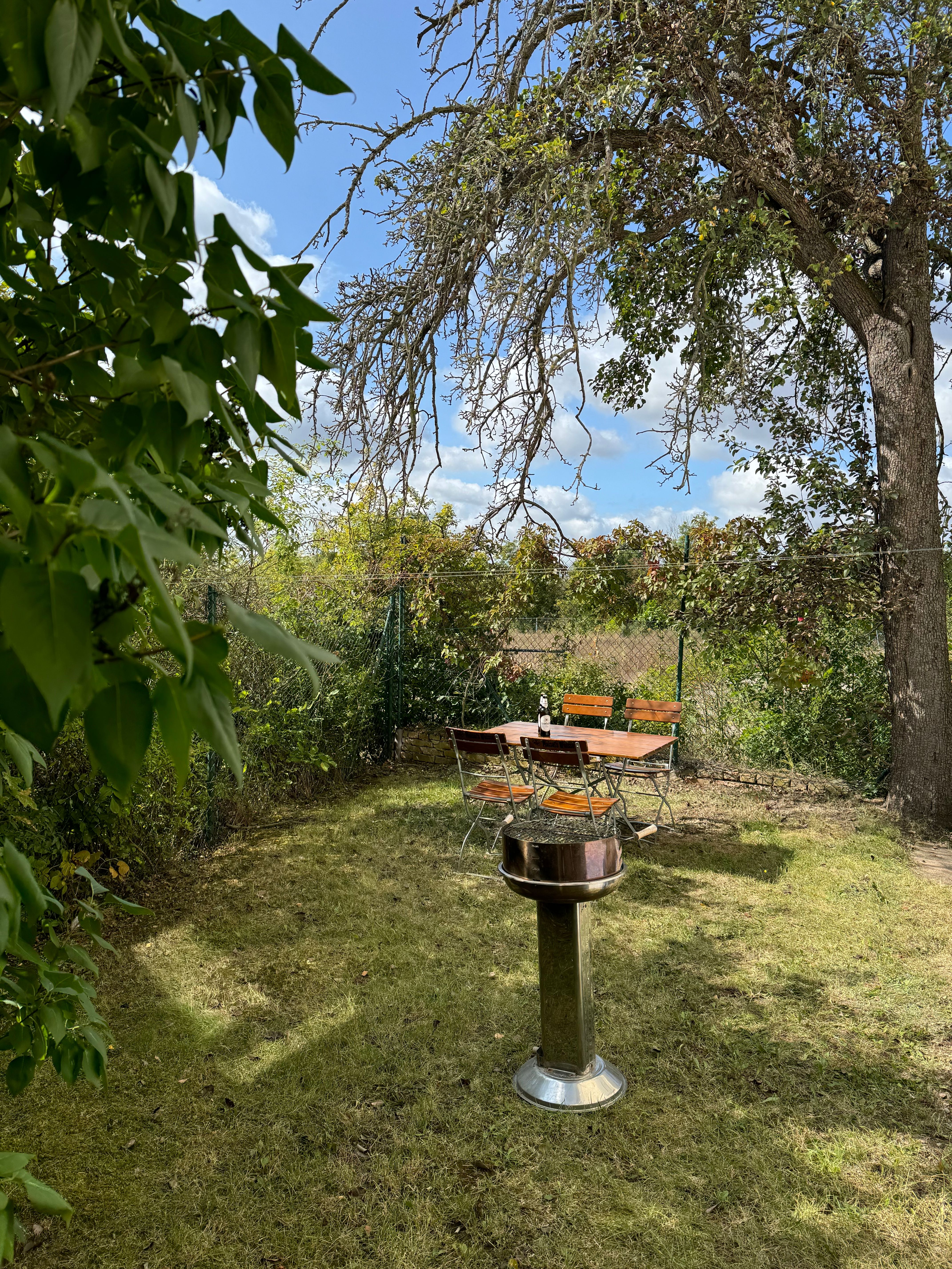  Beautiful Apartment In Weimar - 3 Bedrooms - 5 Beds - Parking Lot - Smart-TV  -  Beautiful apartment in Weimar - 3 bedrooms - 5 beds - parking lot - Smart-TV  - Gallery -  2