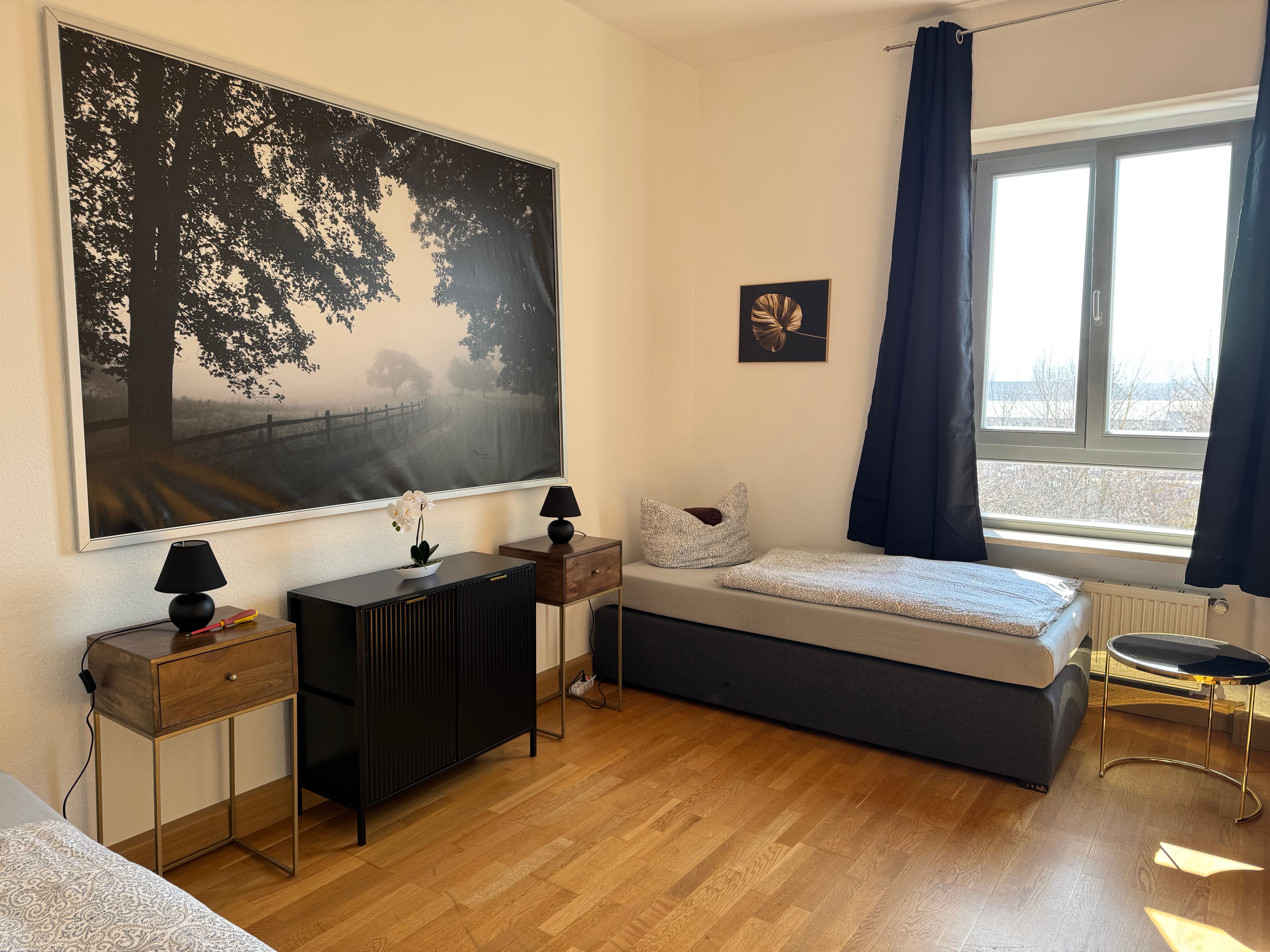  Beautiful Apartment In Weimar - 3 Bedrooms - 5 Beds - Parking Lot - Smart-TV  -  Beautiful apartment in Weimar - 3 bedrooms - 5 beds - parking lot - Smart-TV  - Gallery -  30