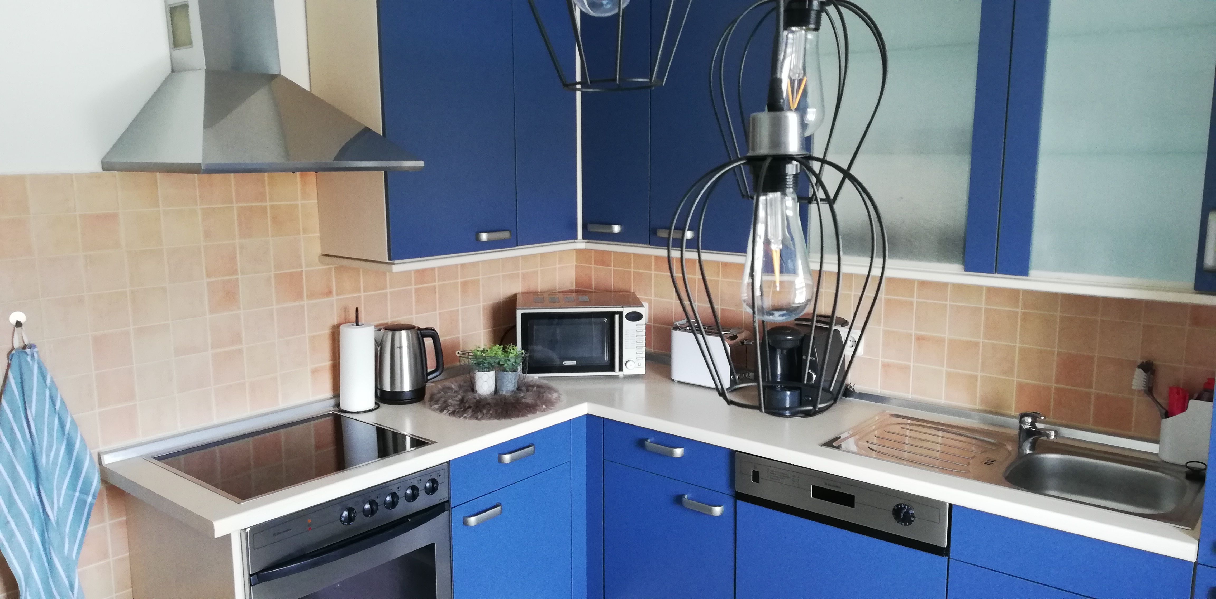  Neat Studio Located In Freiberg  -  Neat studio located in Freiberg  - Gallery -  7