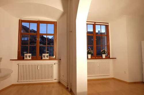 High-quality, fully furnished flat