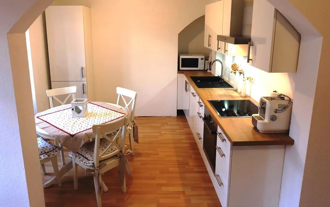 High-Quality, Fully Furnished Flat - 24