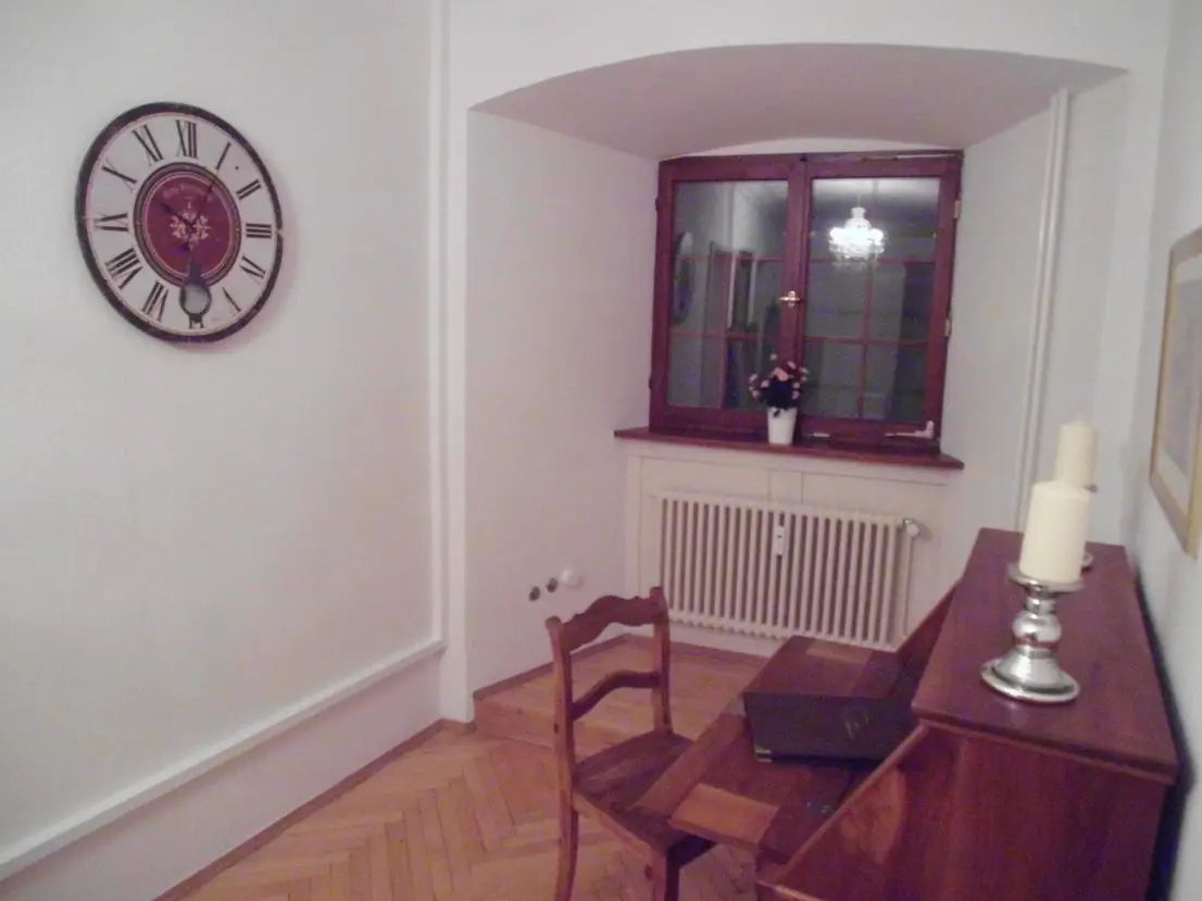 High-Quality, Fully Furnished Flat - 25
