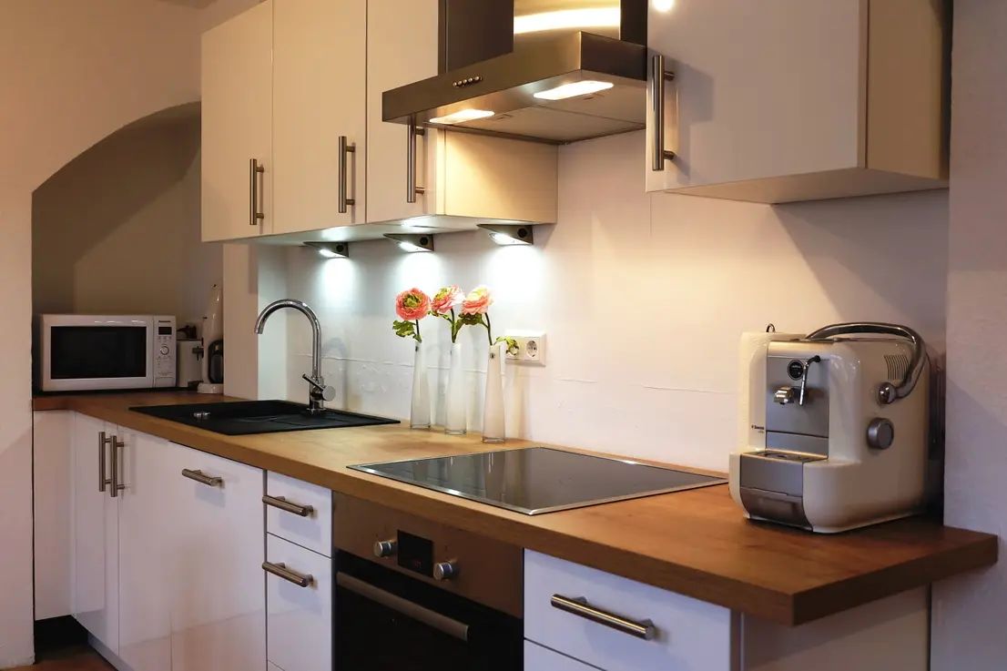 High-Quality, Fully Furnished Flat - 23