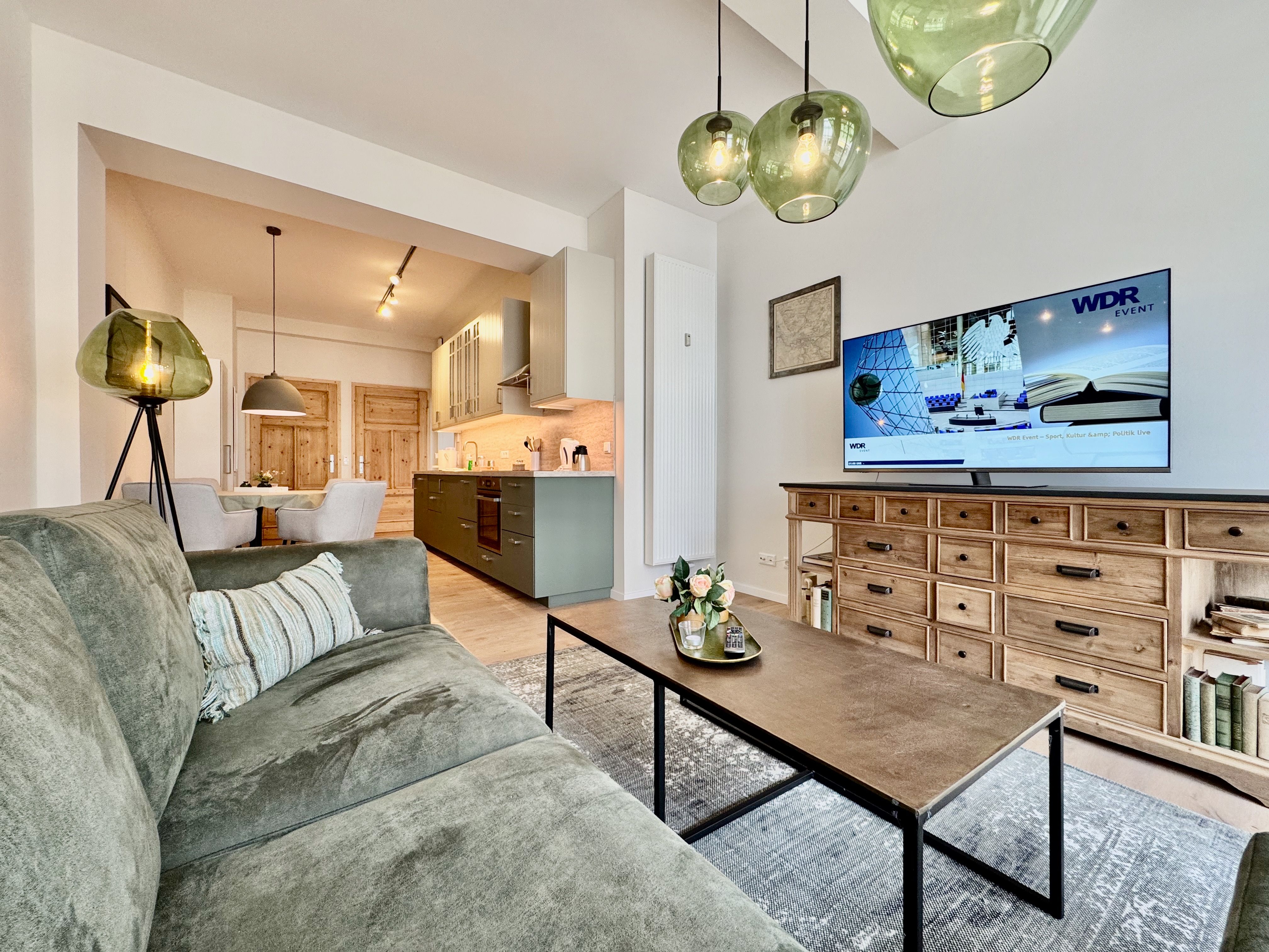 Stylishly Furnished Flat In The Centre Of The Historic Old Town Of Celle - 10