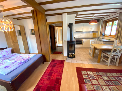 Pia's Nature Retreat - Studio Apartment
