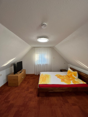 Bright and Quiet Studio Loft in Friedrichshafen - Gallery - 16