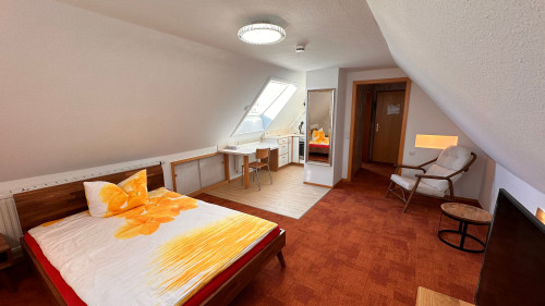 Bright and Quiet Studio Loft in Friedrichshafen - Gallery - 18