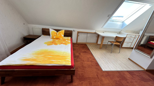 Bright and Quiet Studio Loft in Friedrichshafen - Gallery - 12
