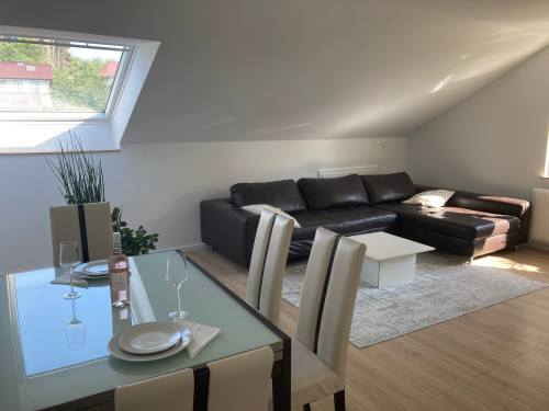 Spacious 2-Bedroom Apartment – Family-Friendly & Well Connected