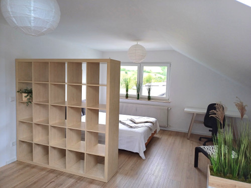 Spacious 2-Bedroom Apartment – Family-Friendly & Well Connected - Gallery - 11