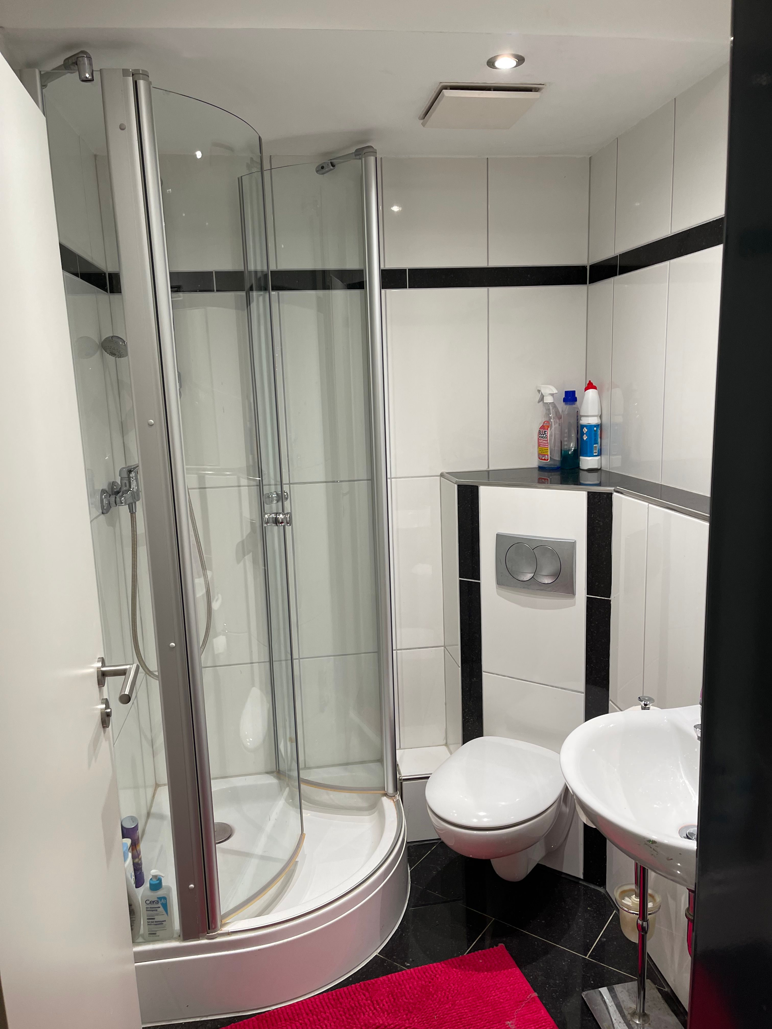 Neat Studio Located In Stolberg - Neat studio located in Stolberg - Gallery - 10