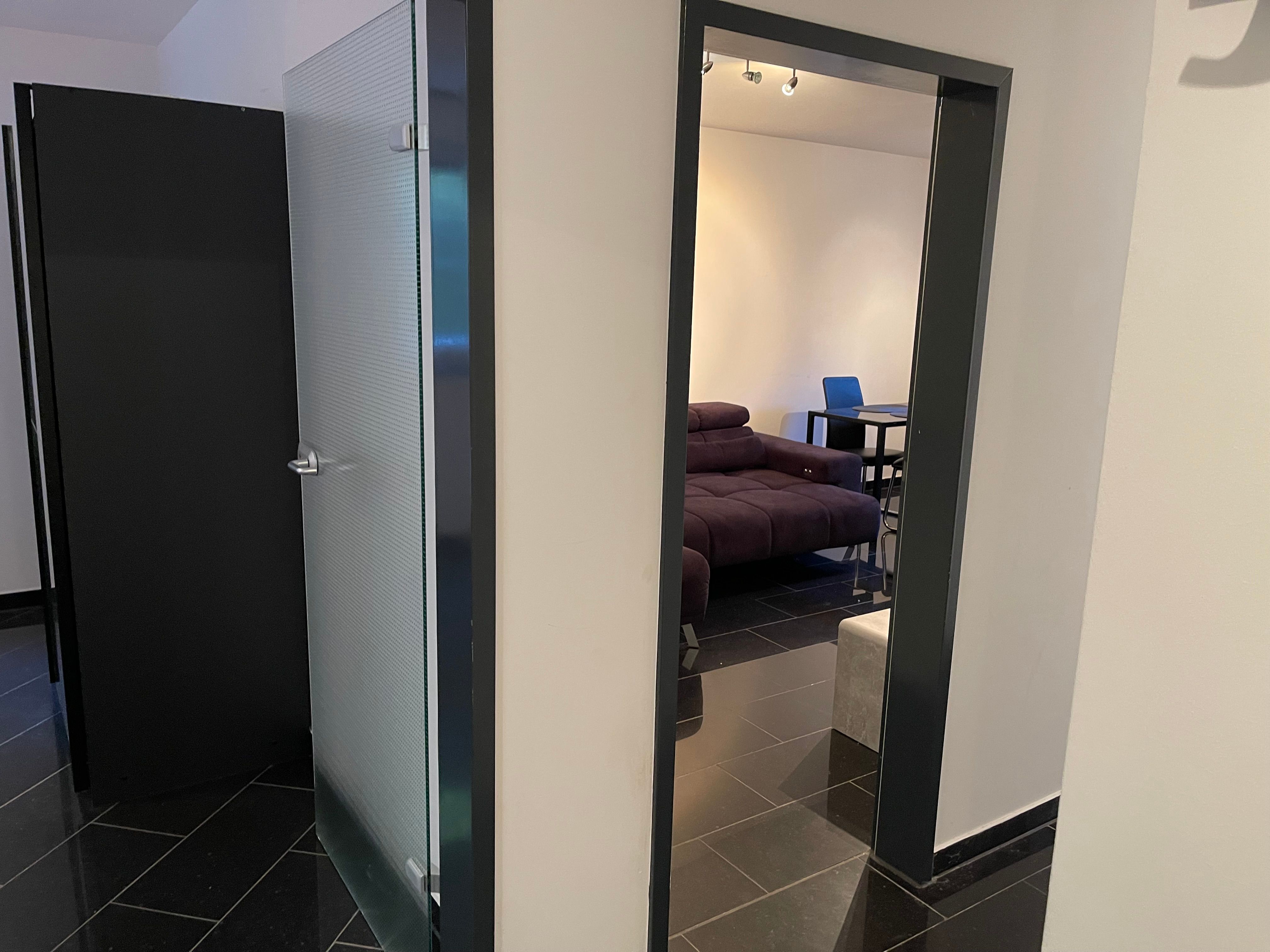 Neat Studio Located In Stolberg - Neat studio located in Stolberg - Gallery - 1